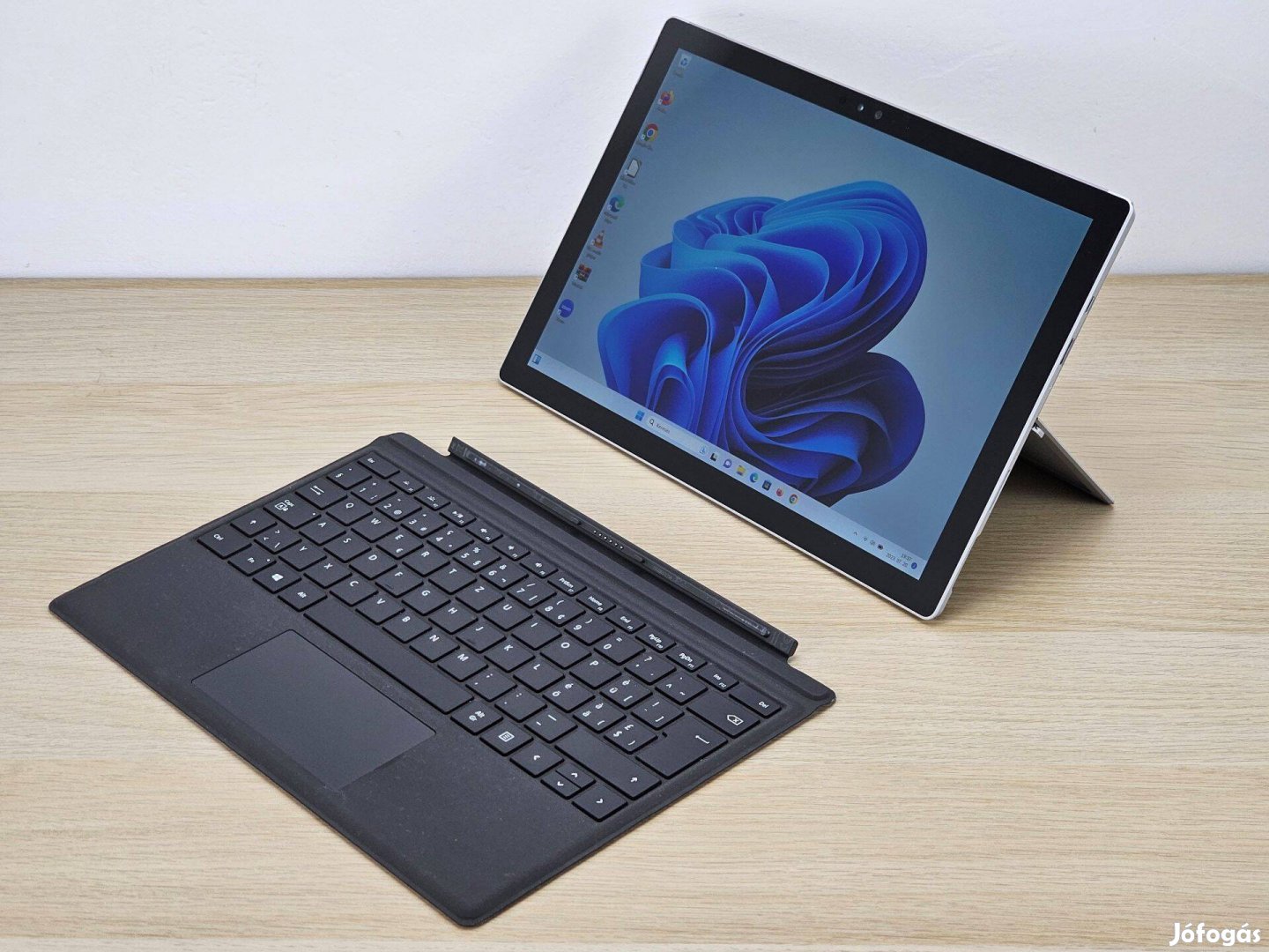 Garanciális, érintőképernyős Microsoft Surface Pro 4 tablet laptop