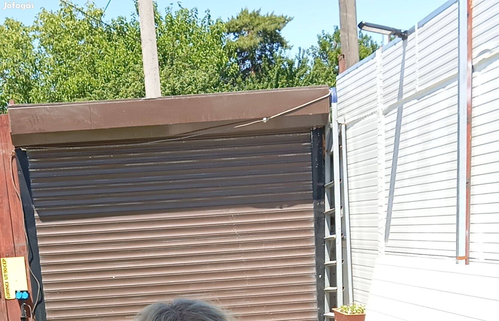 Garázs kapu 240 cm szél.,200 cm mag. 200 ezer Ft