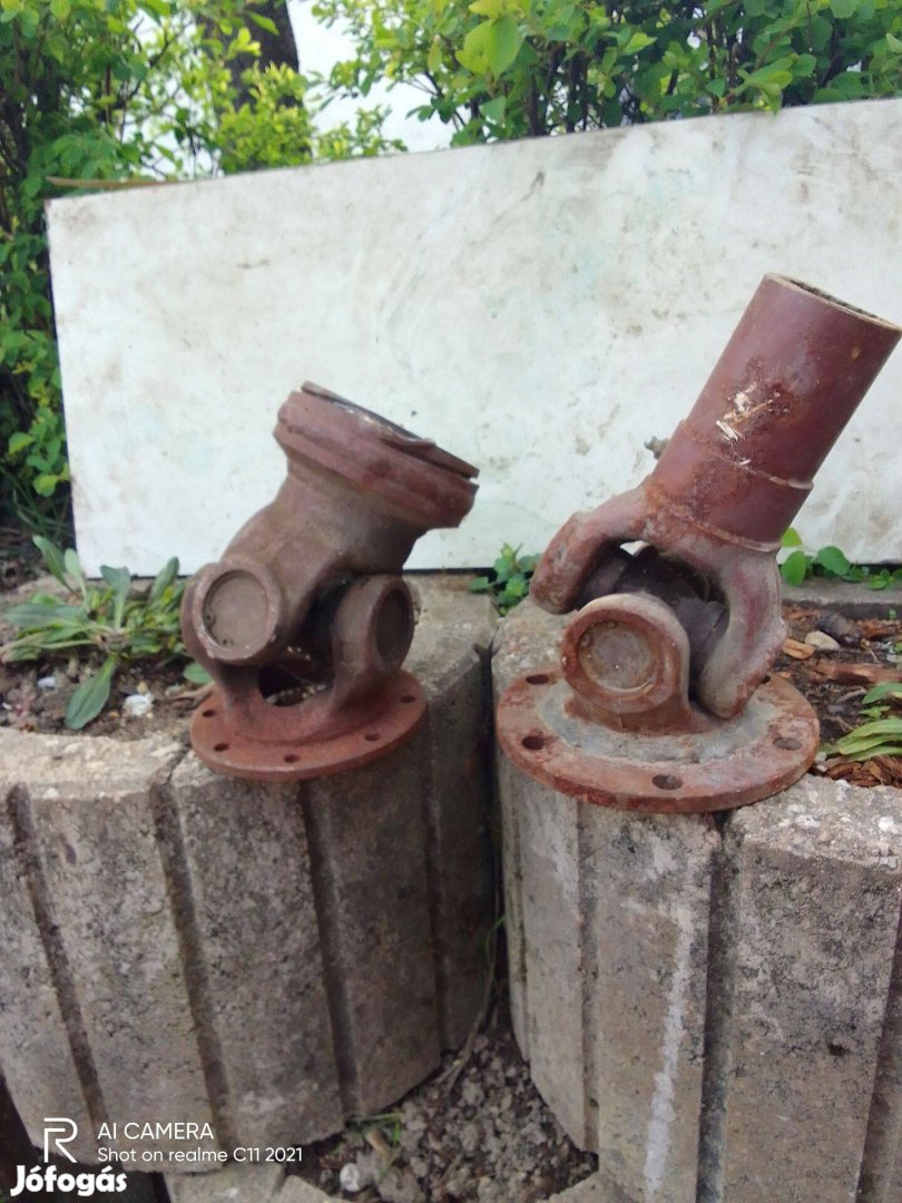 Gardán tengely csukló