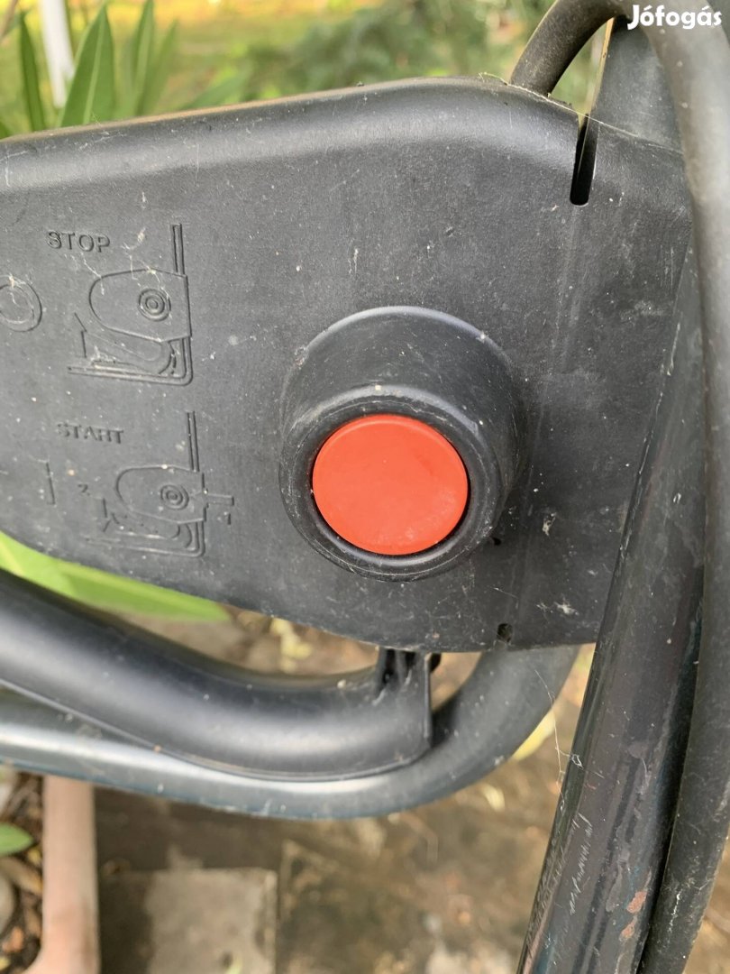 Gardane  elektromos fűszellőztető gép