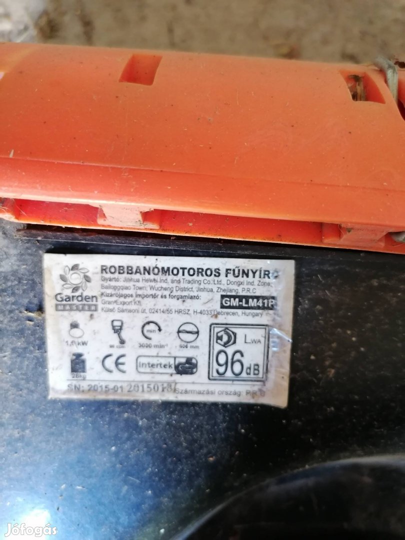 Garden benzines fűnyíró 