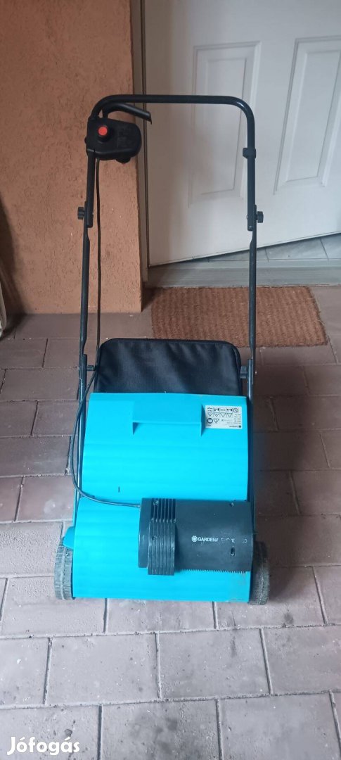 Gardena EVC 1000/30 elektromos fűszellőztető gyűjtőkosárral