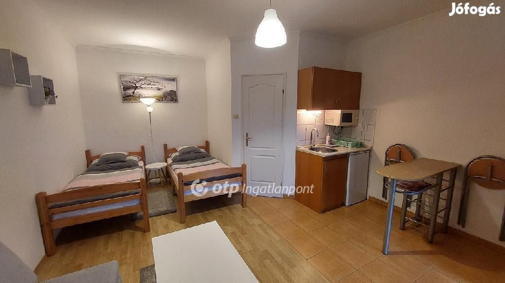 Gárdonyi eladó 200 nm-es ház