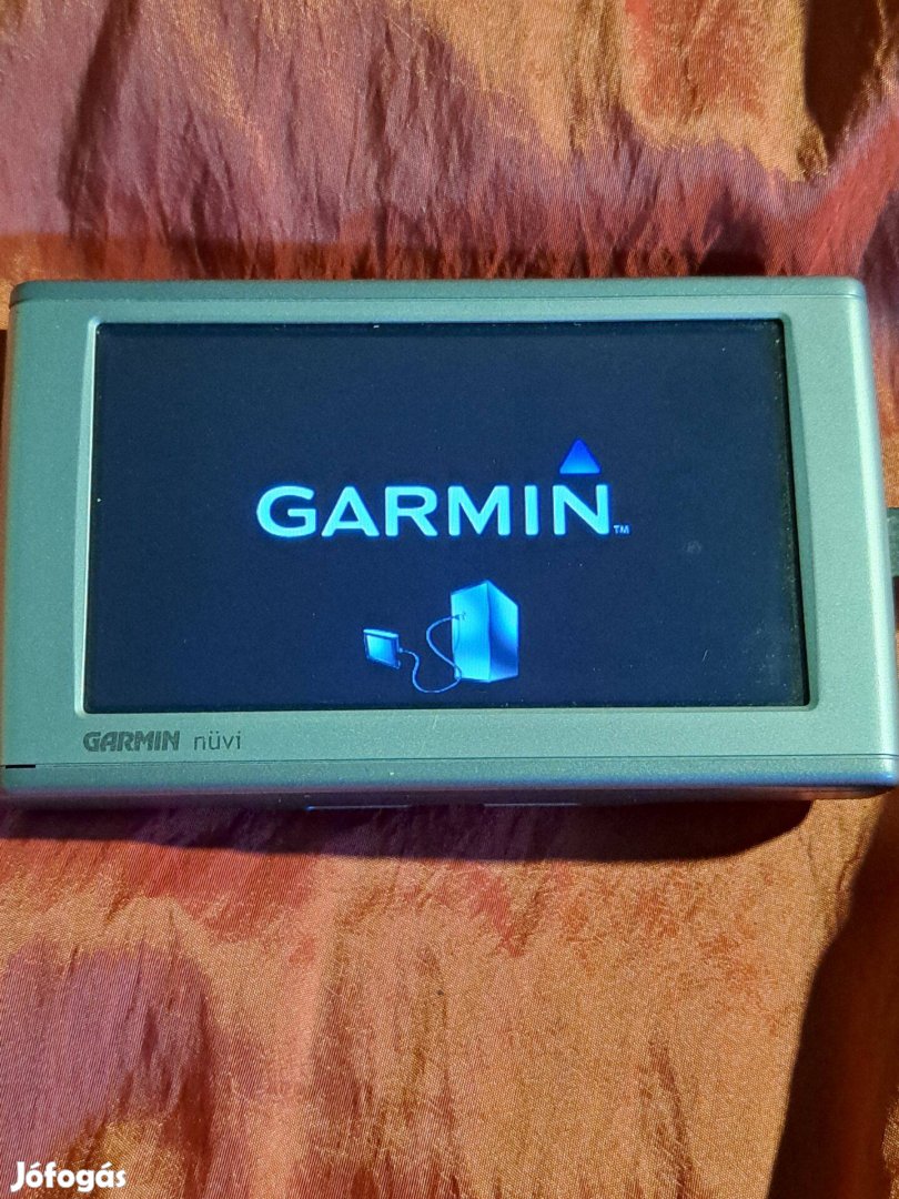 Garmin navigáció,magyar nyelvű,összes tartozékával