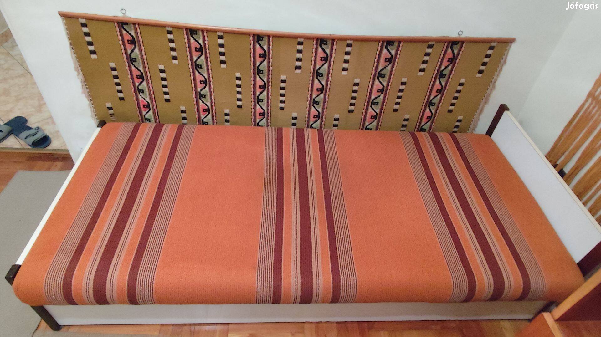 Garzon heverő egyszemélyes ágyneműtartós ágy 190 X 88