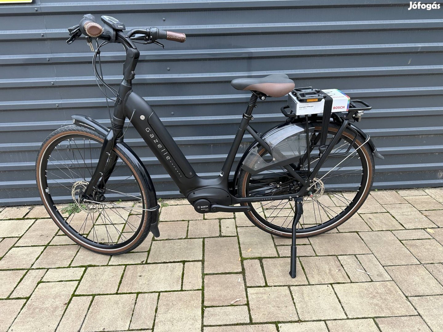 Gazelle Grenoble C8 Bosch ebike e-bike cube ktm trekking 