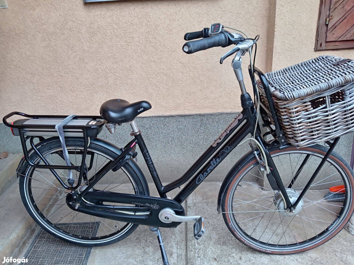 Gazelle fekete miss elektromos kerékpár pedelec ebike