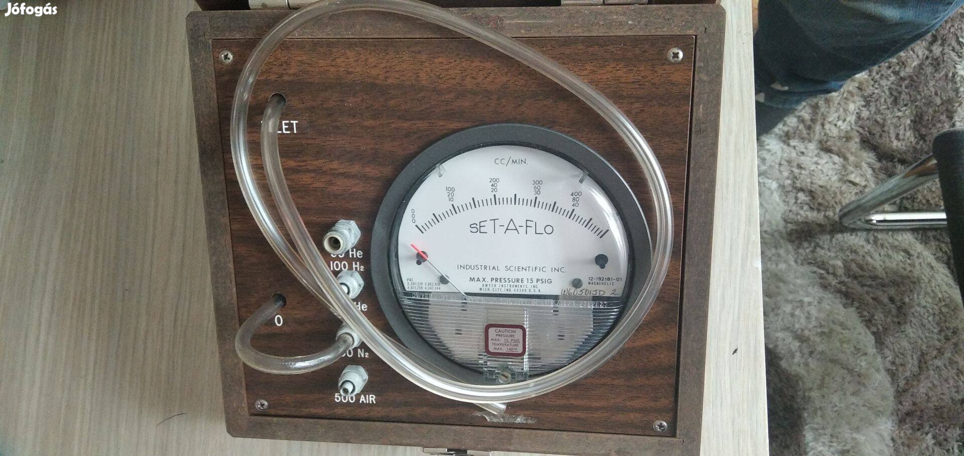 Gázmérő retro hélium és nitrogén mérőműszer eladó