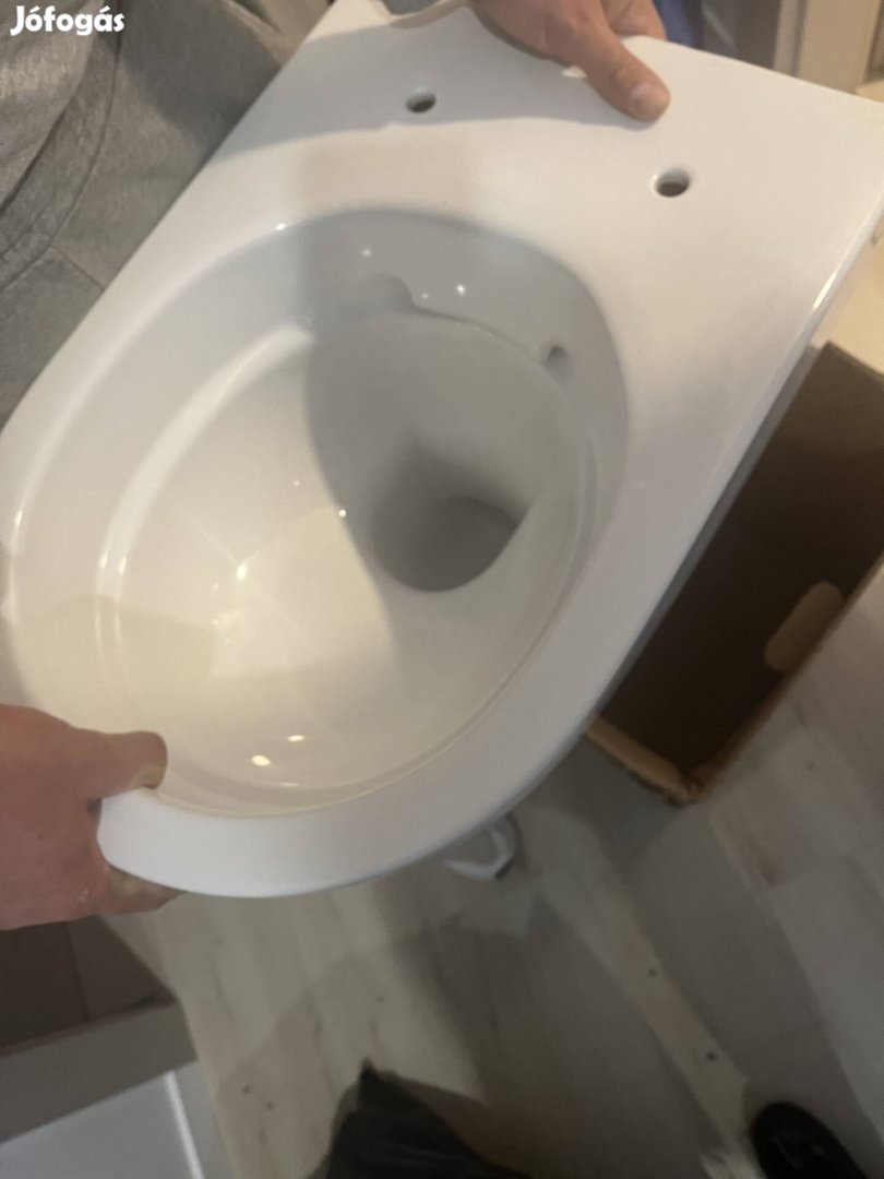 Geberit Acanto perem nélküli, mélyöblítésű fali WC 500600012