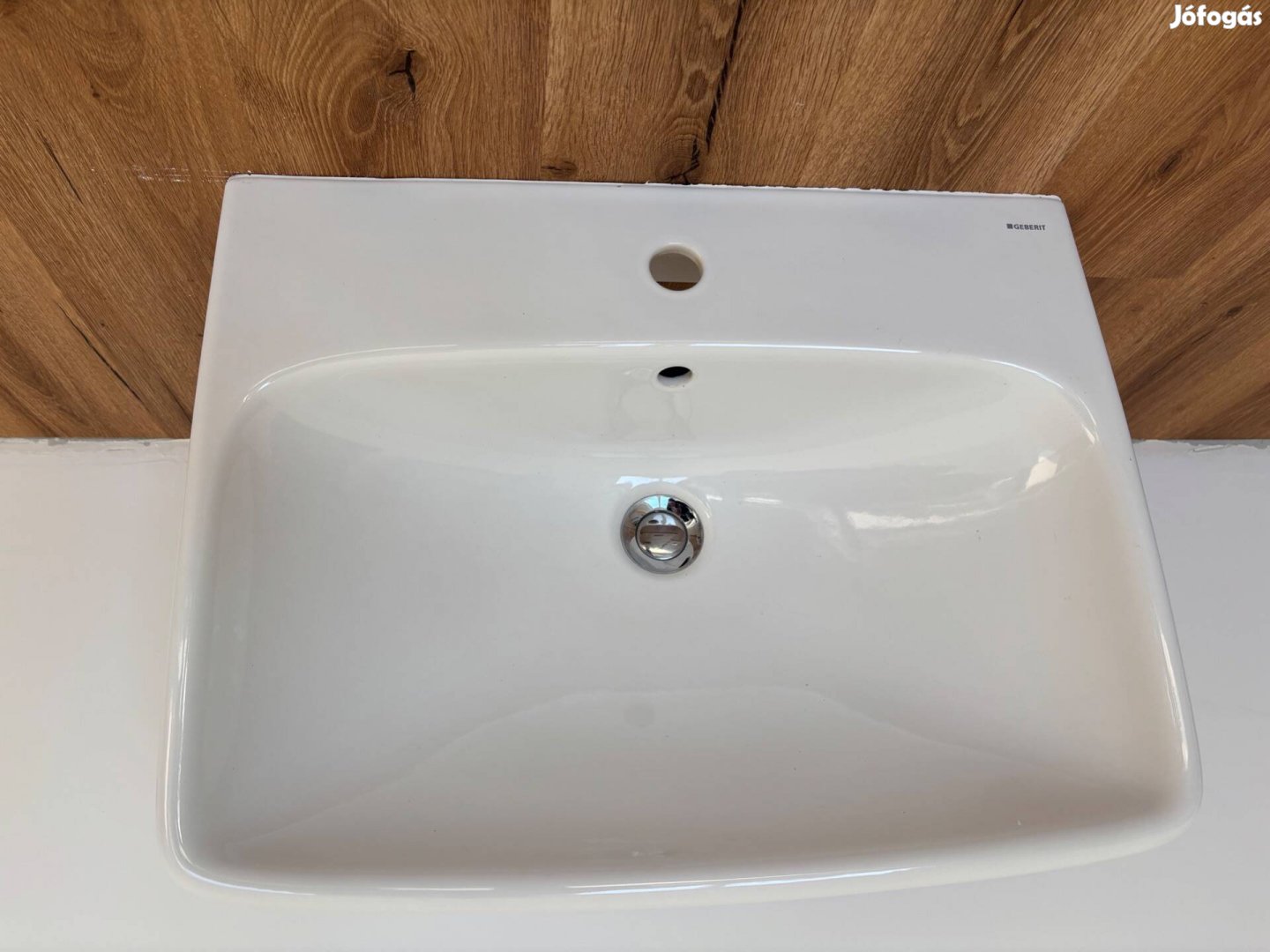 Geberit Smyle Square 60x48 cm-es mosdó szinte új