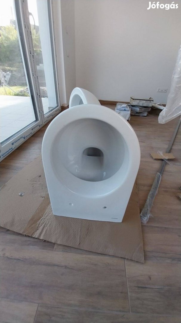Geberit mélyöblítésű fali WC csésze zajcsökkentővel