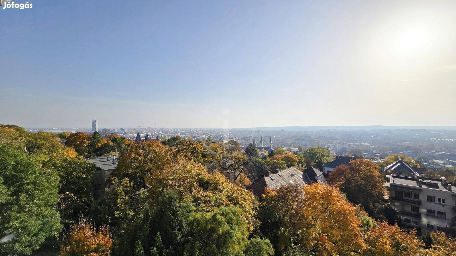 Gellérthegyen A Város Felett! Panorámás, Imponzáns Villa Lakás Eladó!