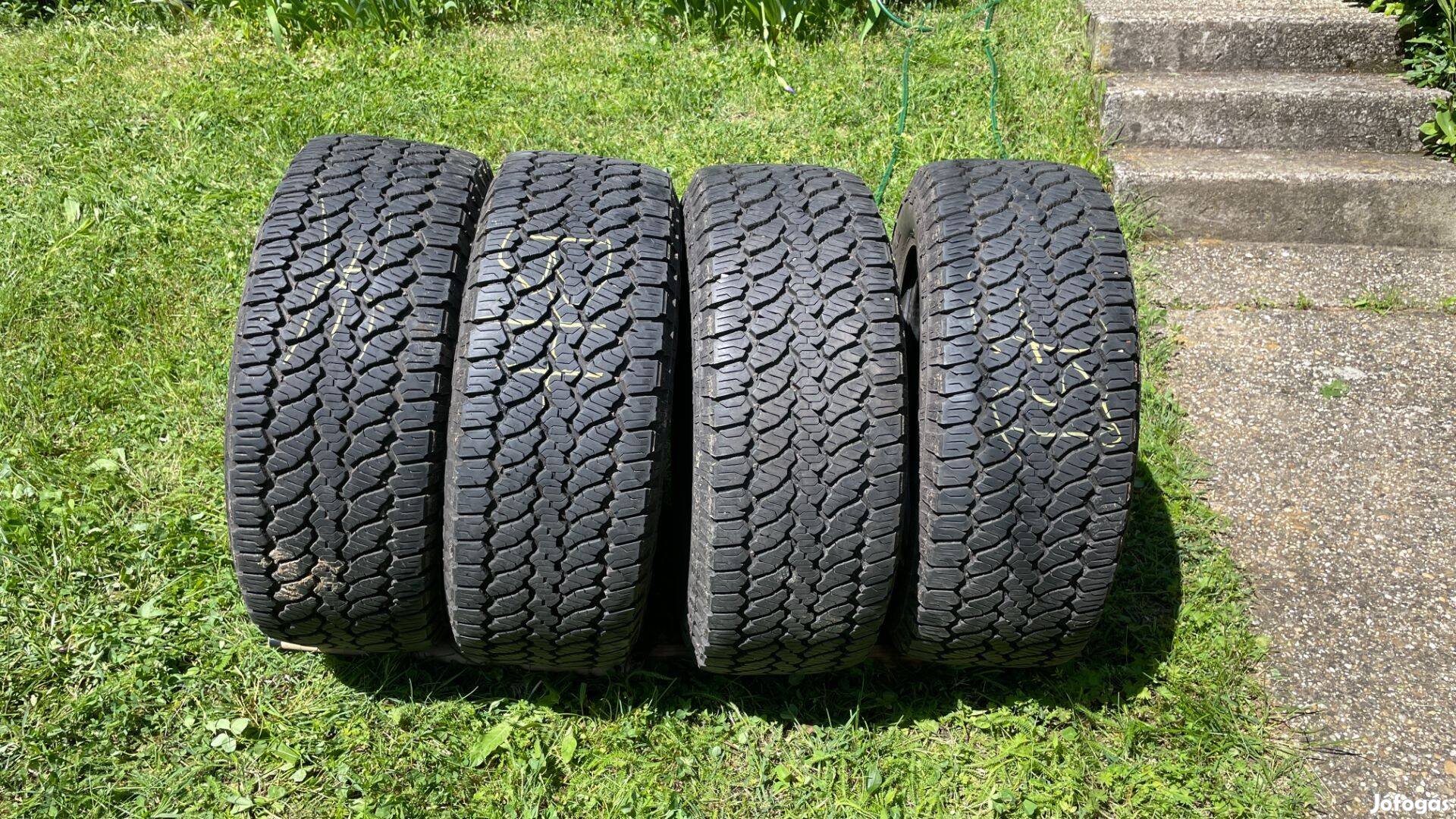 General Tire gumiabroncs, terep autógumi készlet
