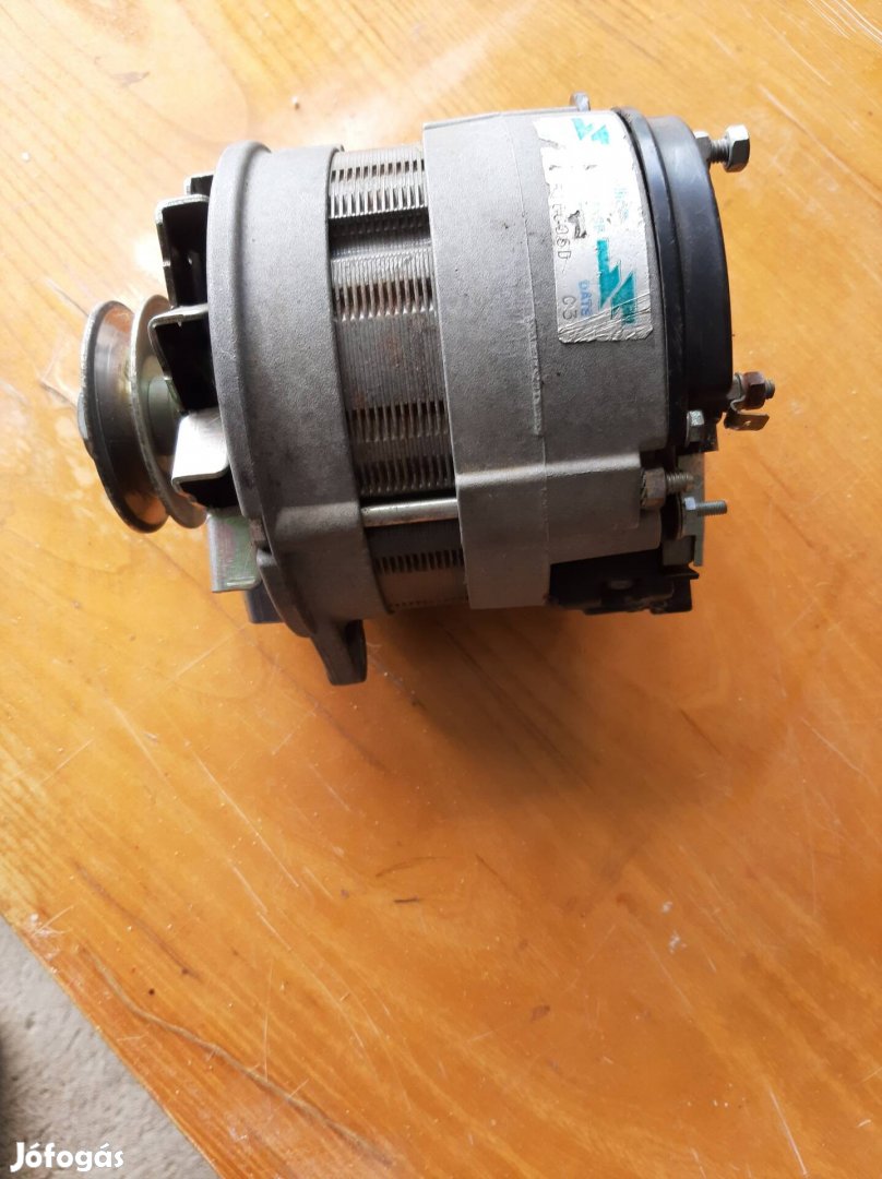 Generátor 12V 50 W eladó 