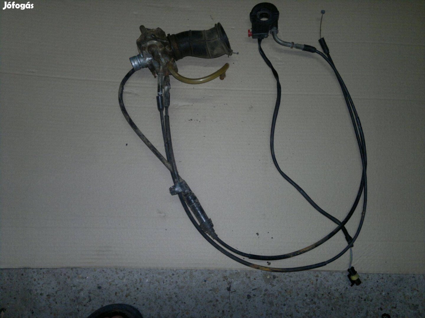 Generic trigger karburátor szivocsövel