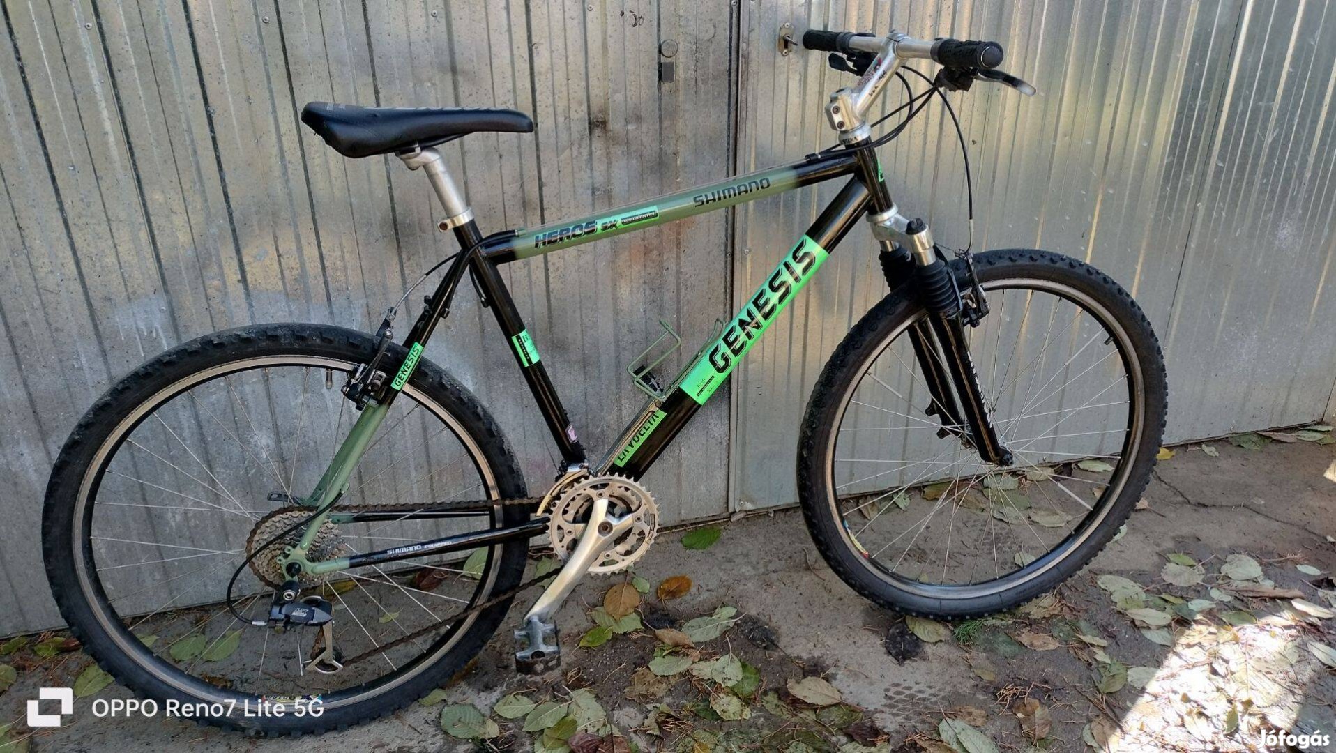 Genesis 26" 3x9 sebességes teleszkópos MTB kerékpár