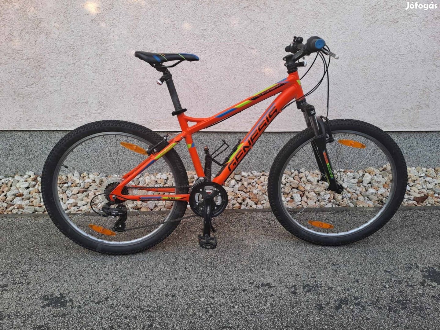 Genesis 26-os aluvázas mountain bike eladó