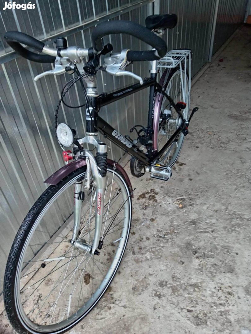 Genesis 28jó állapotú Trekking férfi kerékpár
