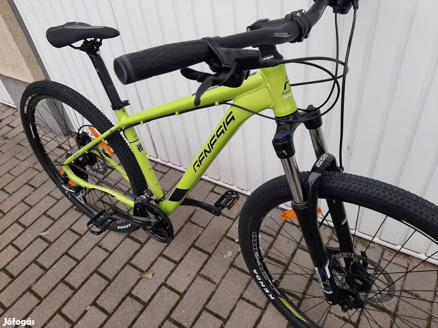 Genesis Impact 3.2  29" mtb kerékpár 