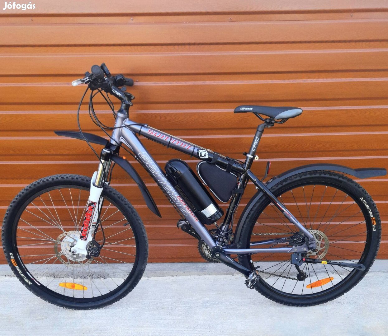 Genesis summit e-bike 