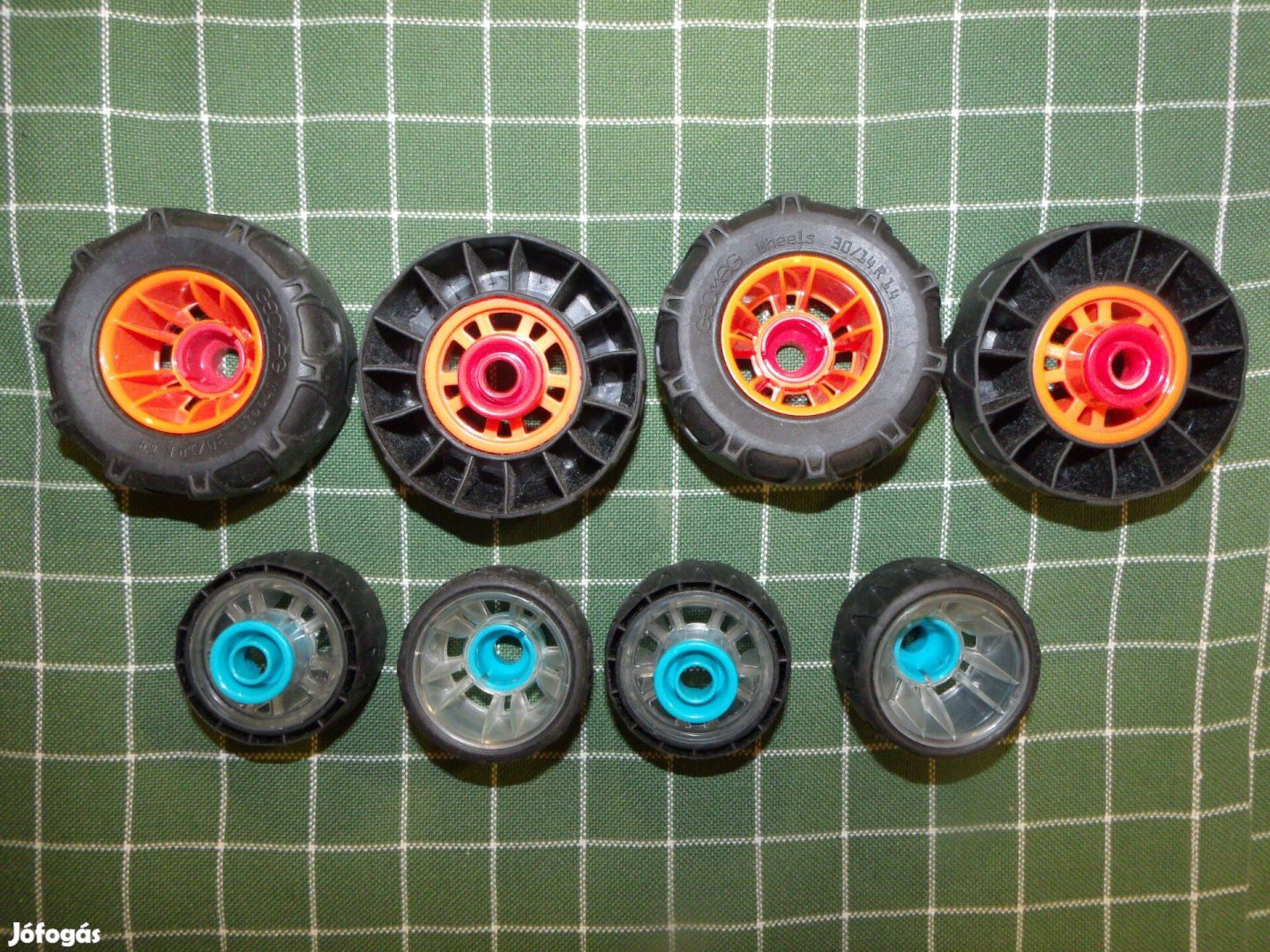Geomag Wheels 8db kerék kerekek mágneses építőjáték építő játék