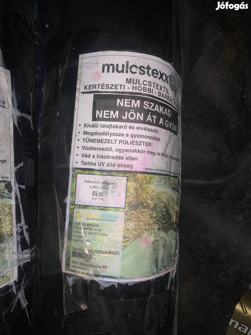 Geotextil fekete ,3db 35 négyzetméteres bontatlan teli tekercs 