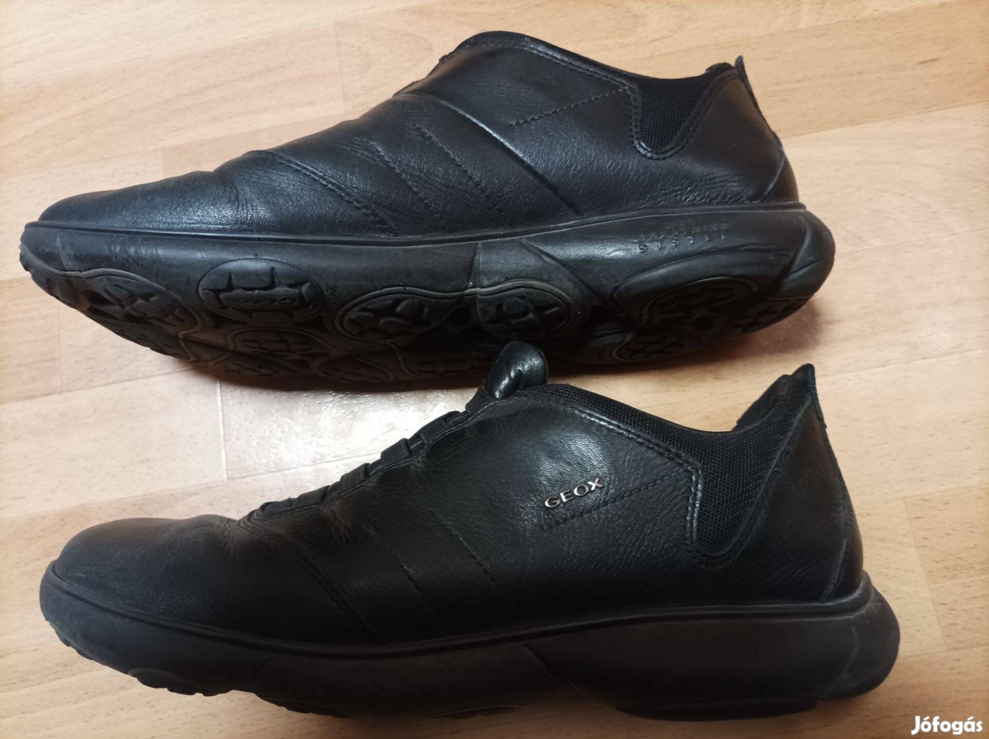 Geox fekete bőr cipő