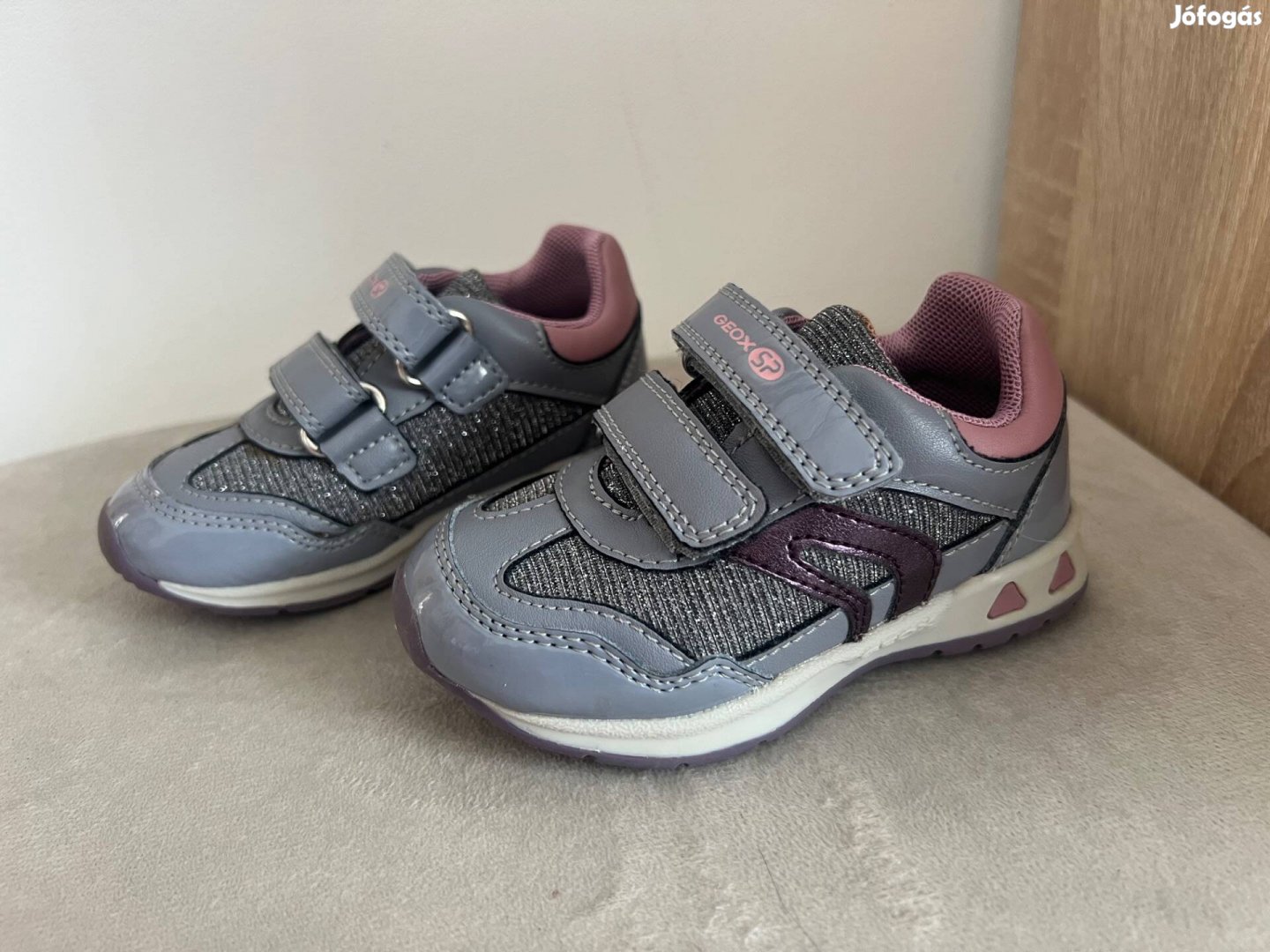 Geox kislány sportcipő teljesen új! 21-es