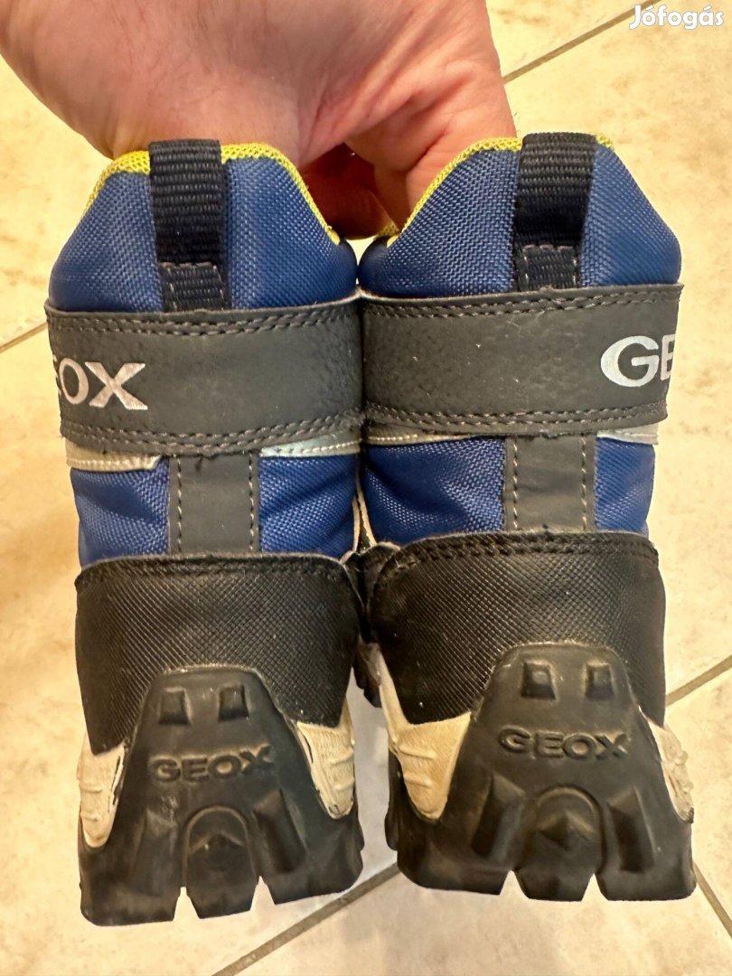 Geox téli vízálló gyerekcipő 26-os méret