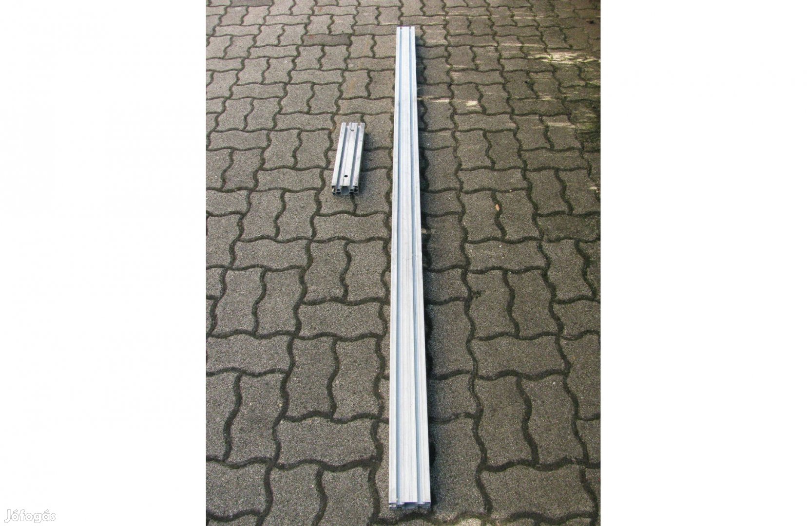 Gépépítő alumínium profil ,45x 90 mm, 226 + 37 cm-es darab