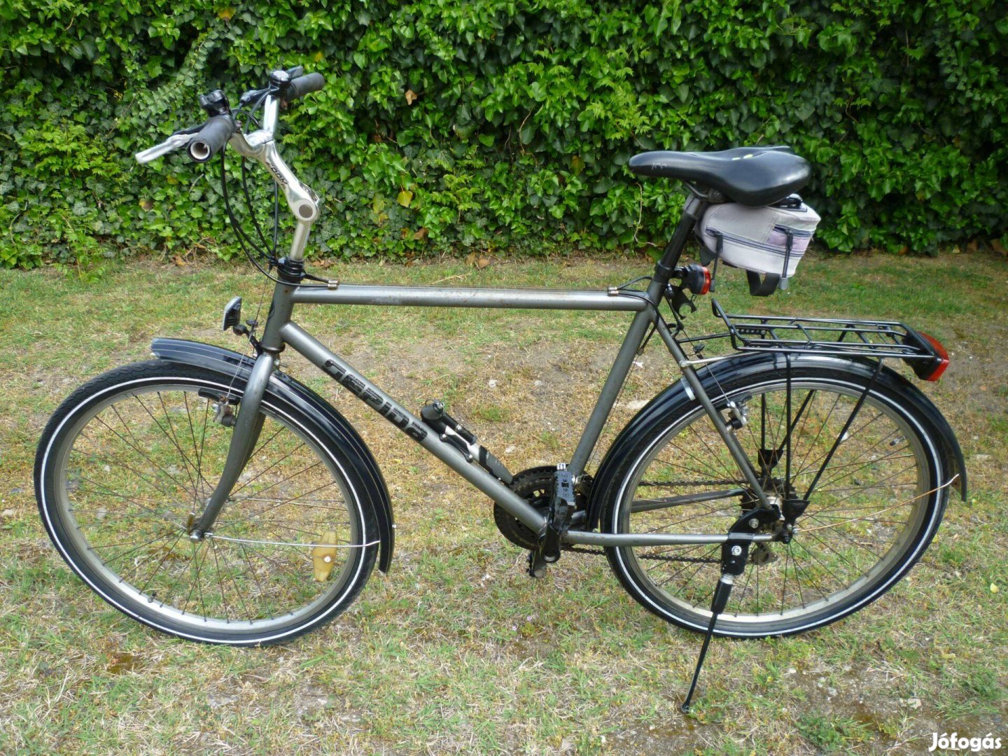 Gepida 26-os felszerelt kerékpár