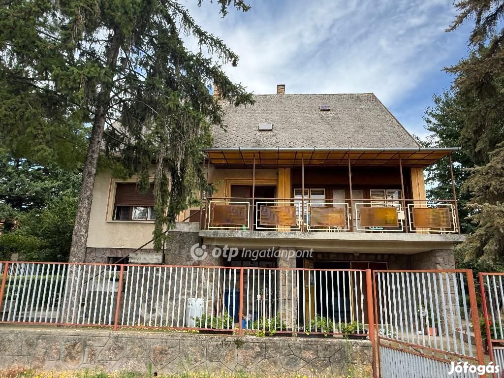 Geresdlaki 200 nm-es ház eladó