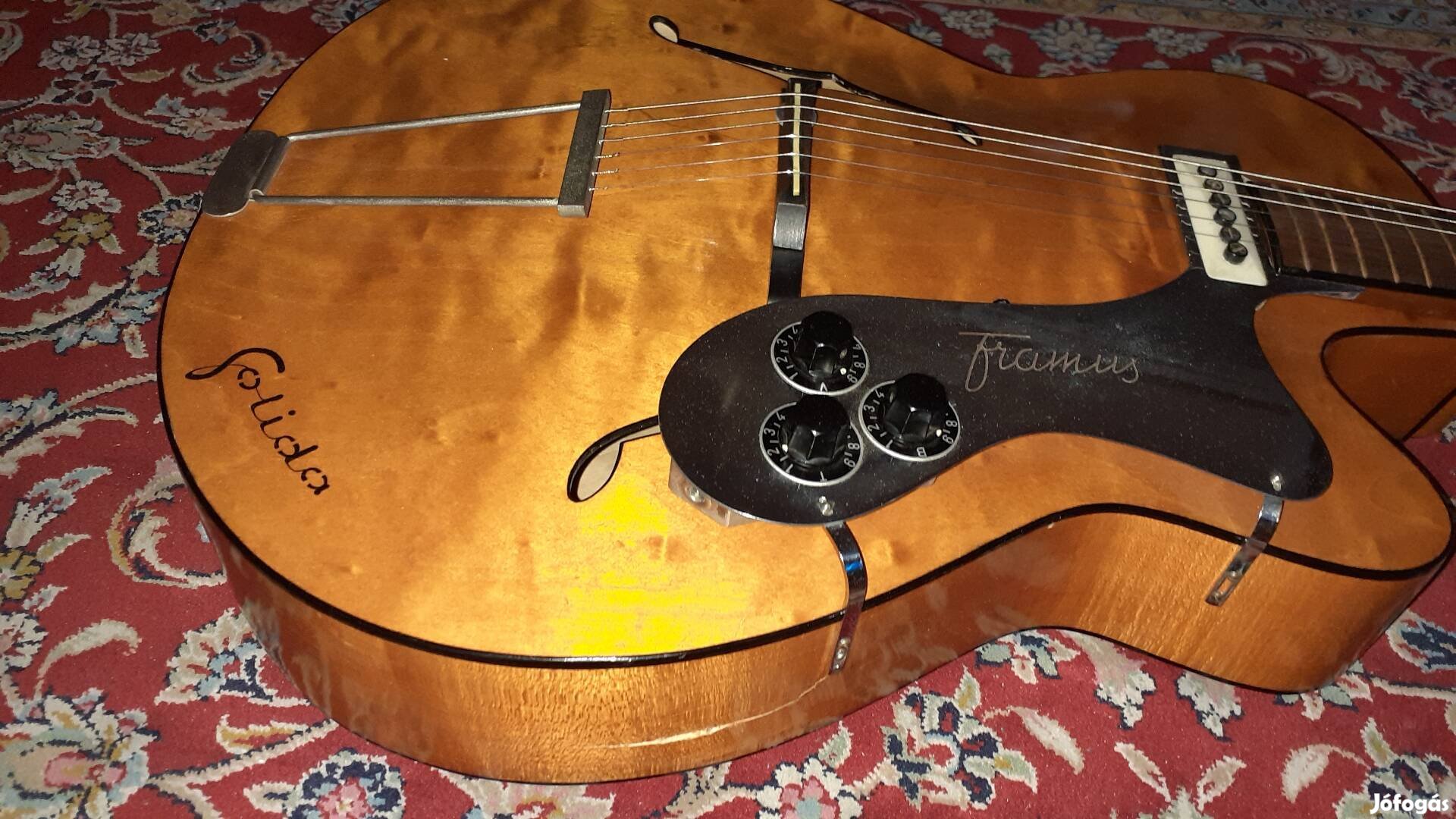 Gerold Karl Hannabach Archtop Jazz Blues mester gitár