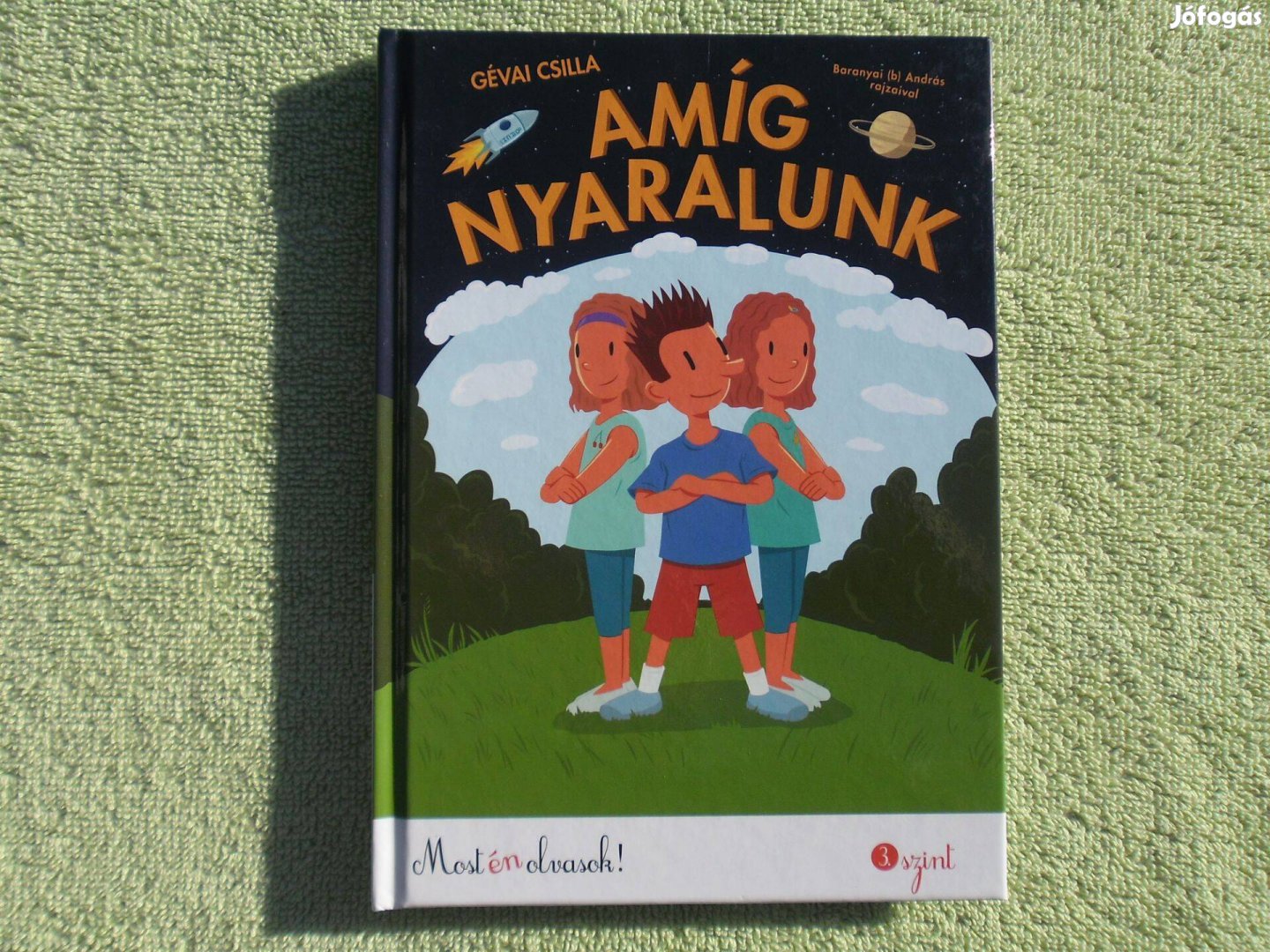 Gévai Csilla: Amíg nyaralunk