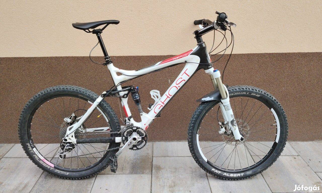 Ghost AMR Plus karbon fully 26-os MTB kerékpár