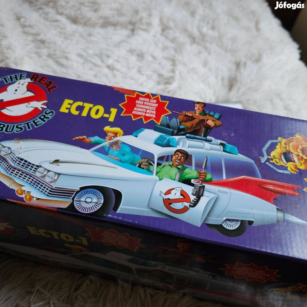 Ghostbusters Kenner Classics Ecto-1 kocsi 15cm új