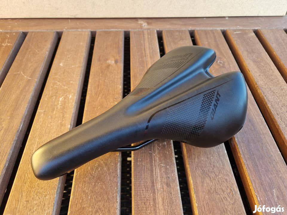 Giant Contact Comfort mtb nyereg