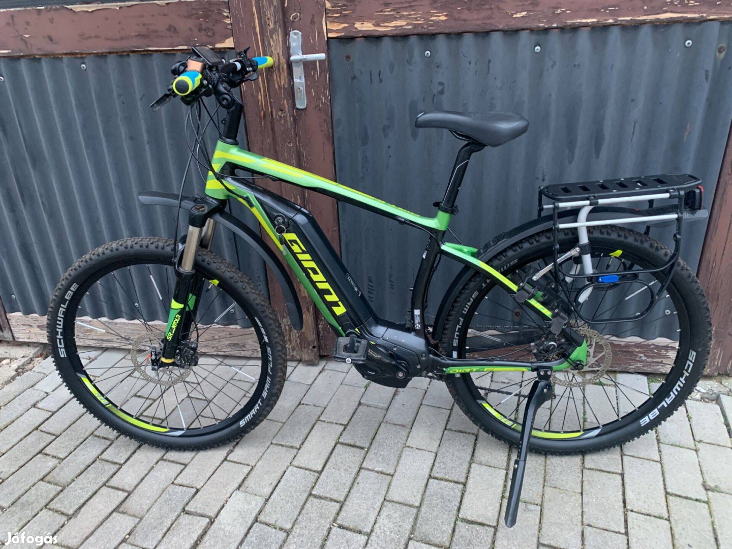 Giant Dirt-E 2 , 27,5 Elektromos hegyi , kerékpár eladó !