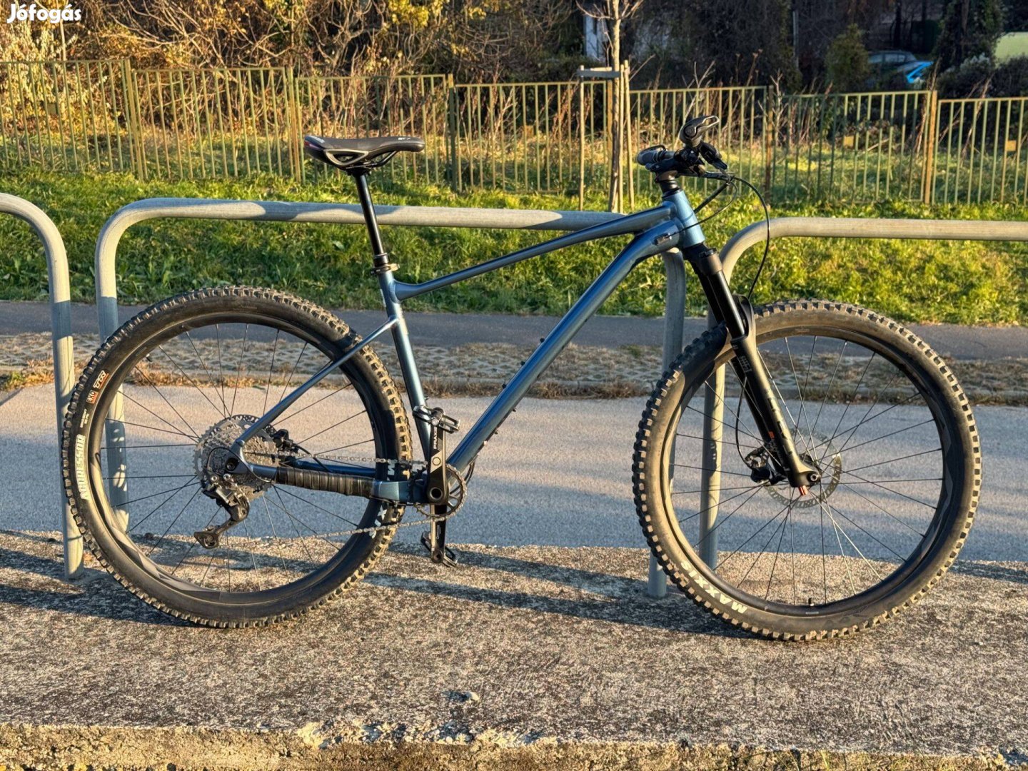 Giant Fathom 29 2 kék XL mountain bike