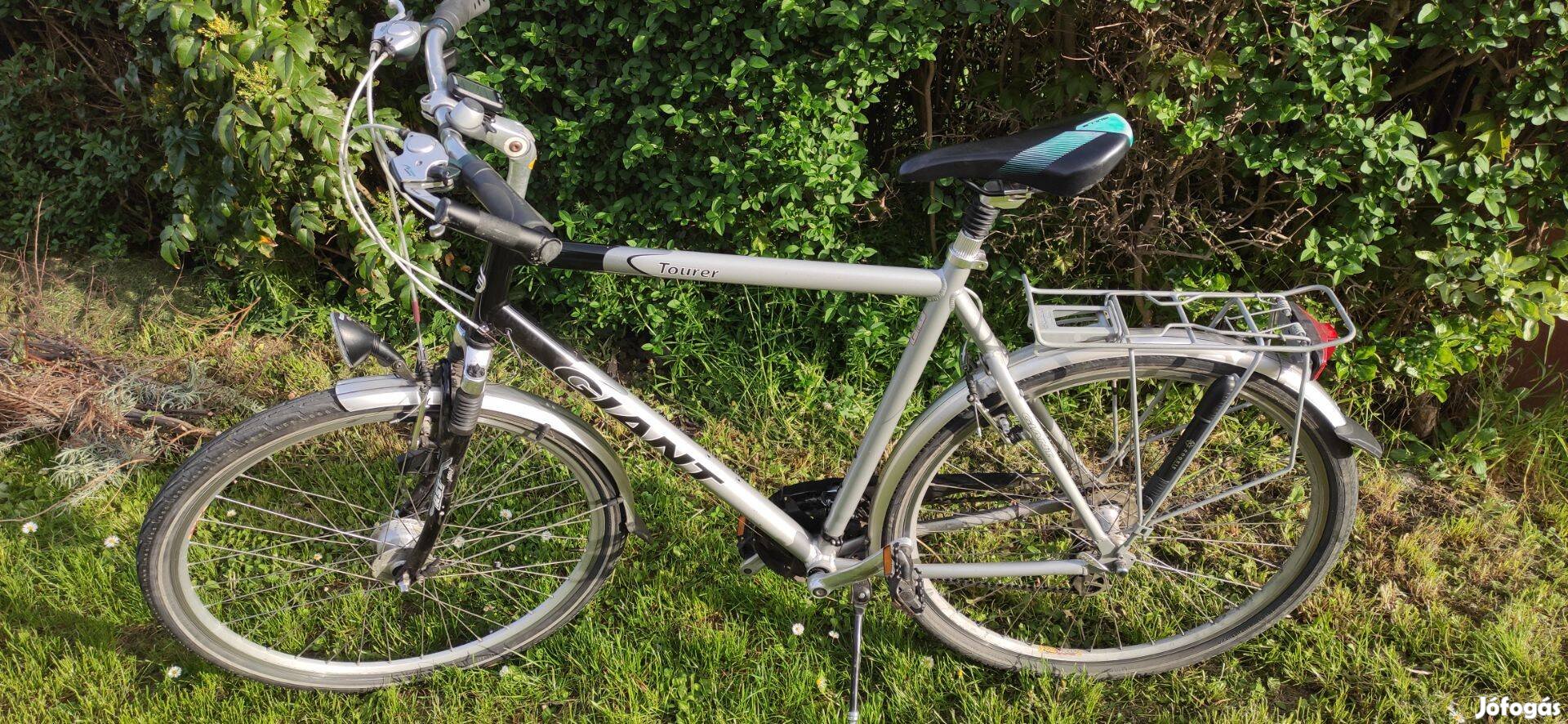 Giant Tourer 28" kerékpár eladó