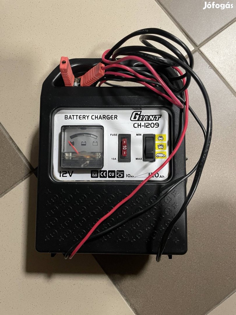 Giant akkumulátor töltő