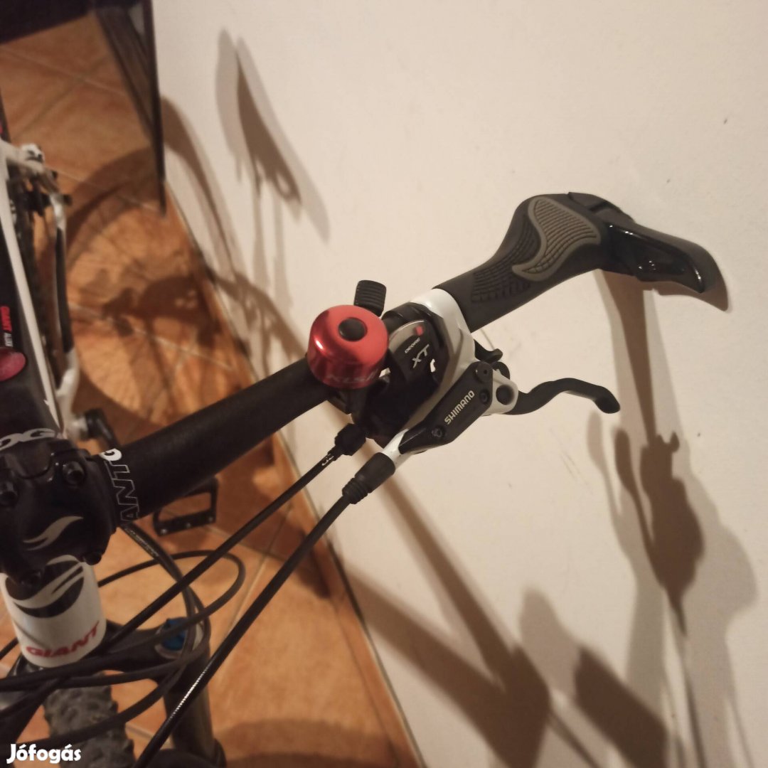 Giant talon(0) 27.5 (L-es)