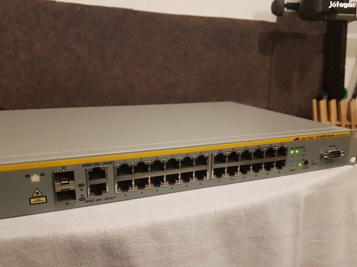 Gigabit Swith, 24 port, működő, AT-8000S/24, menedzselhető, rack