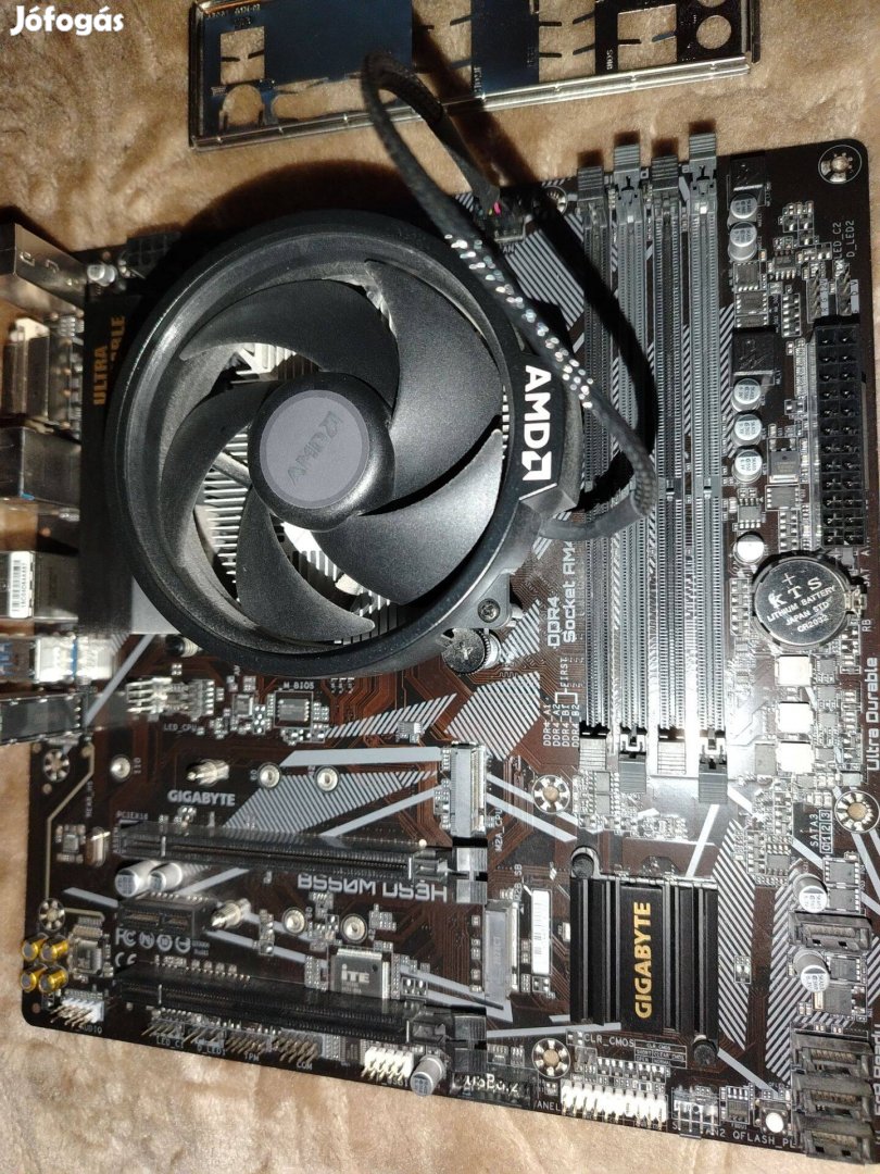 Gigabyte B550M DS3H + ryzen 5 3500x (6 magos) + hűtő . Dobozos