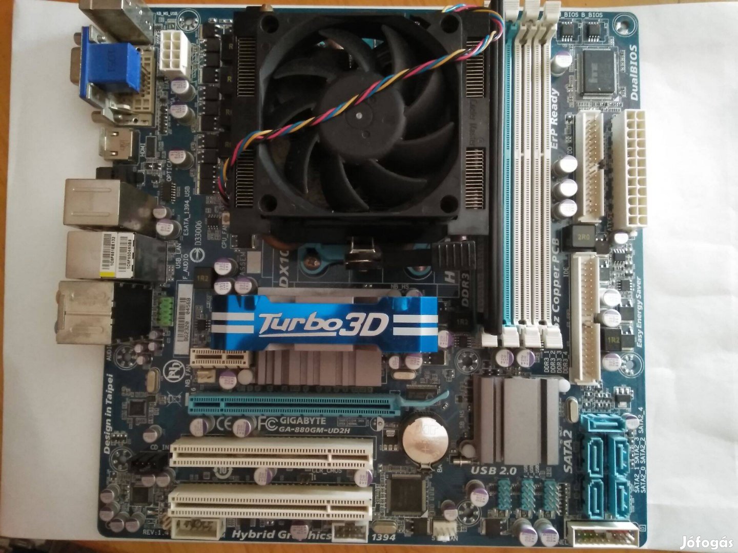 Gigabyte GA-880GM-UD2H félkonfig eladó