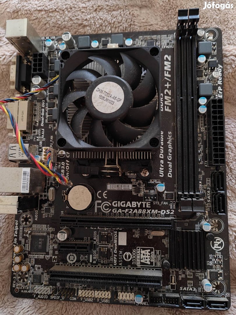 Gigabyte GA-F2A88XM-DS2 alaplap