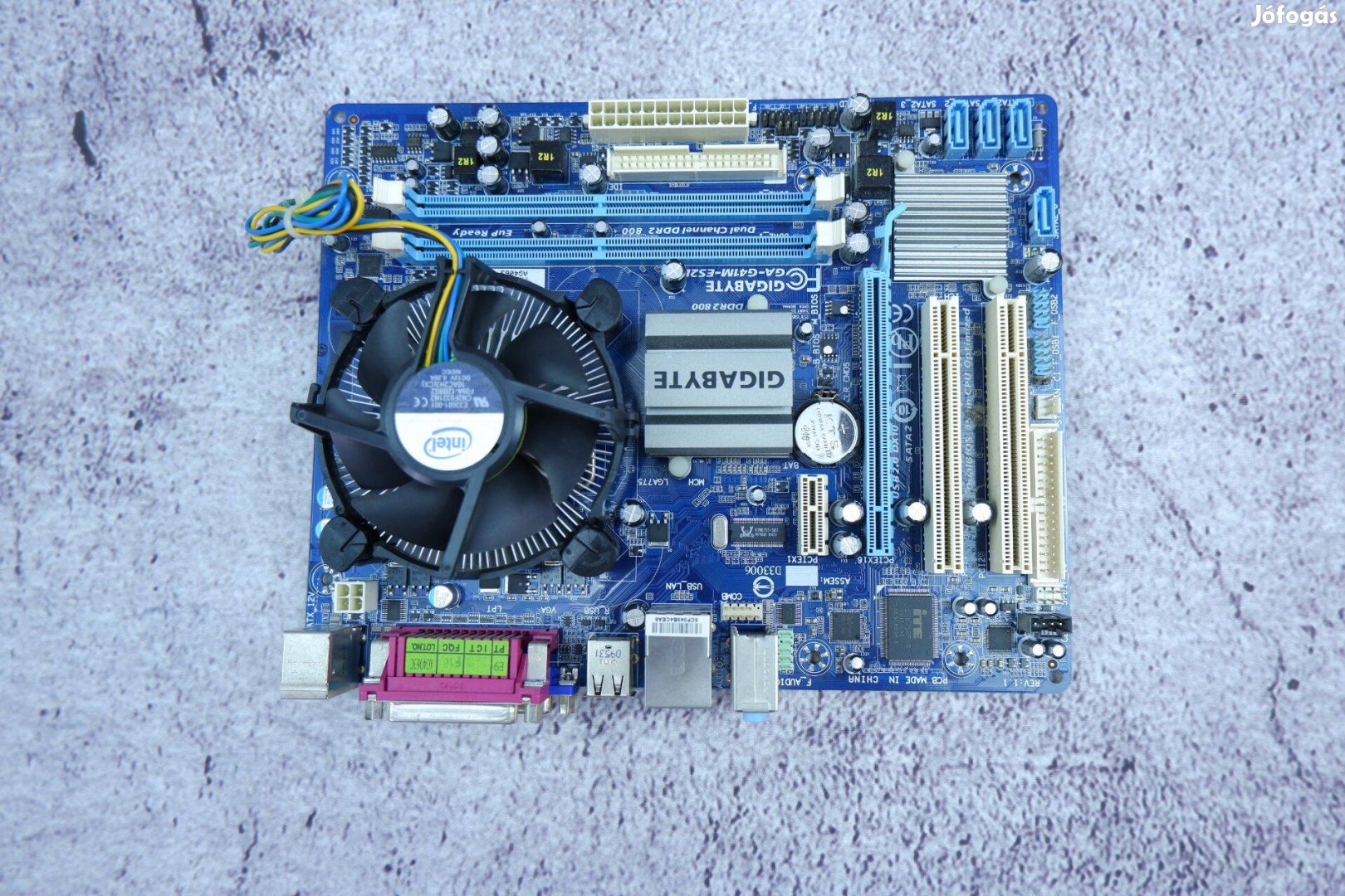 Gigabyte GA-G41M-Es2L számítógép alaplap DDR2 775 E6600 proci