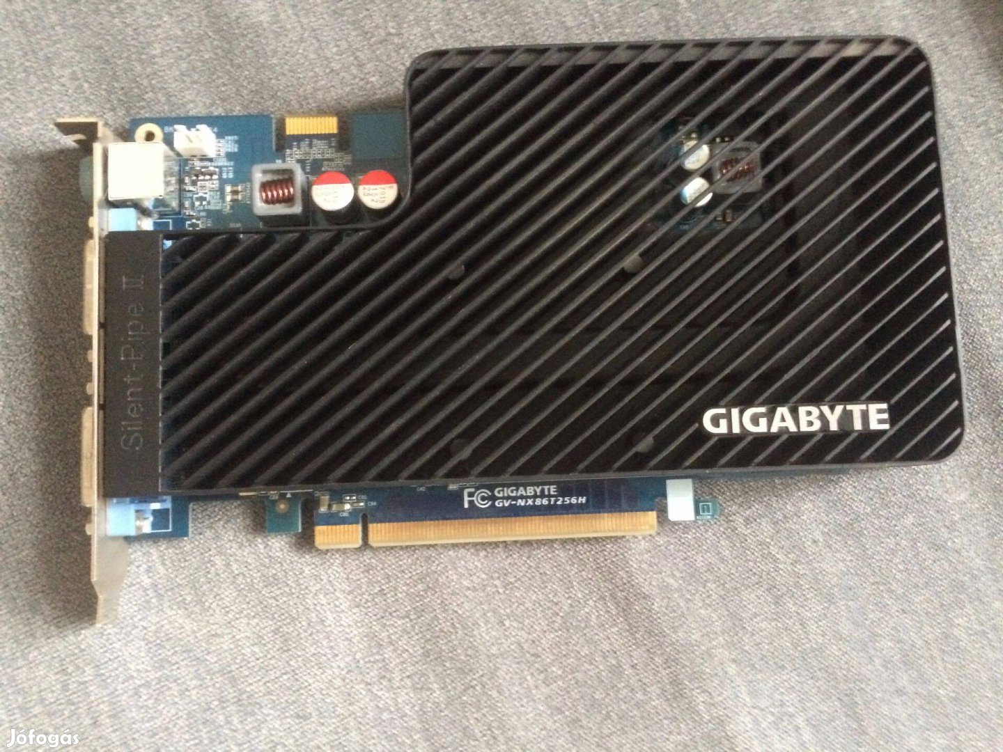 Gigabyte Nvidia Geforce 8600 Gt 256 MB Gddr3 passzív hűtéssel