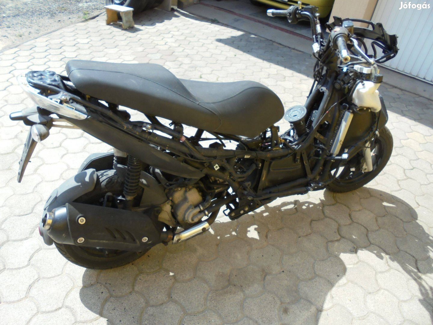 Gilera Nexus 250/300 alkatrészek