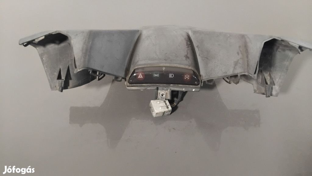 Gilera Nexus 500 - Kormányburkolat és kijelző lámpák